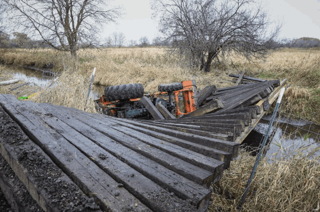 Creek accident 11-3-242