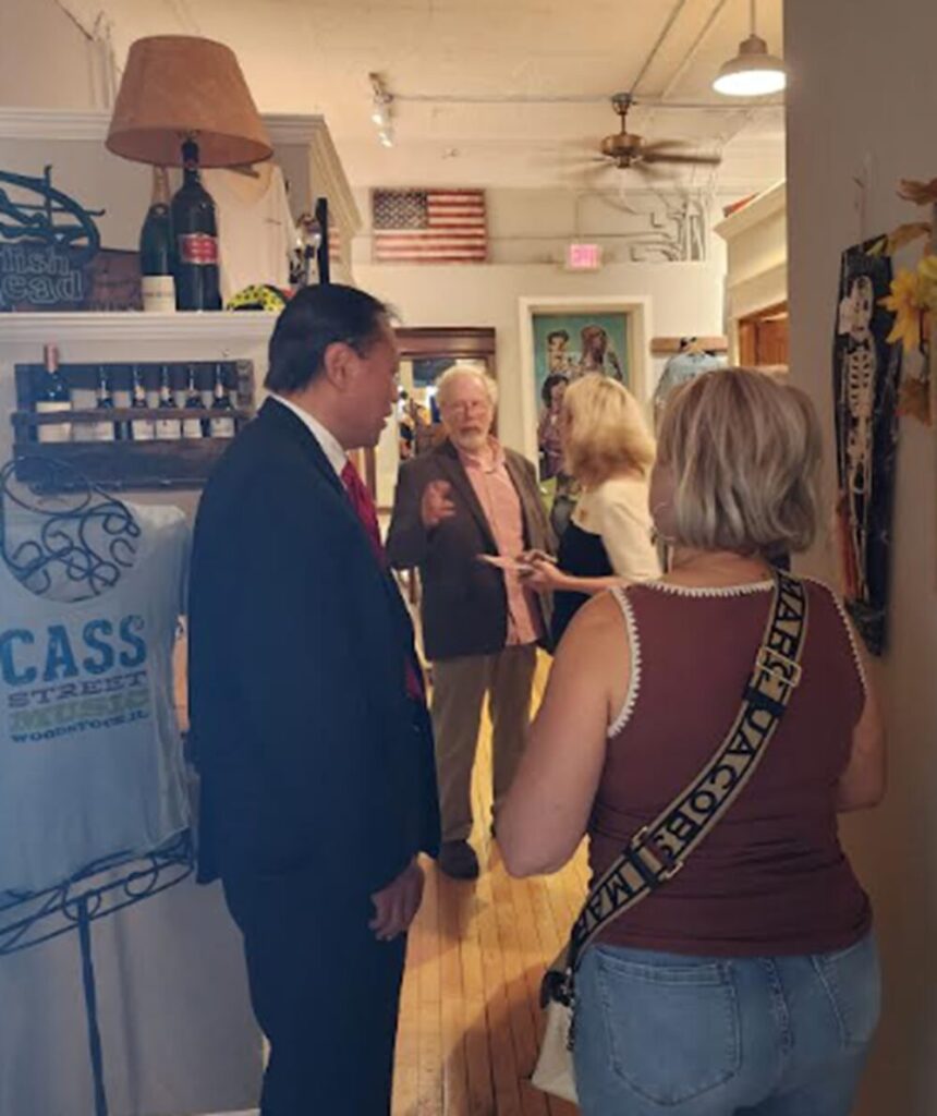 Kim with womanatWinestokck