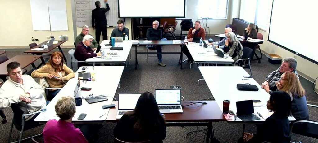 Finance Com 11-6-25 doscissom sqad car [aummemt frp TRA sa;e tax