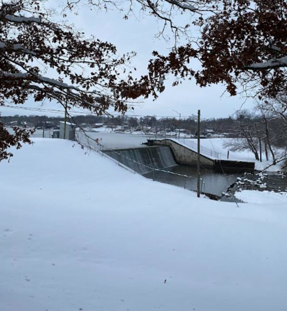 WL Dam snow 12-1-25