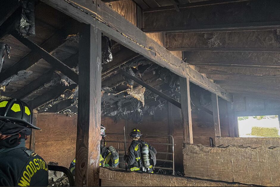 Wdstk barn fire 12-10-25 1