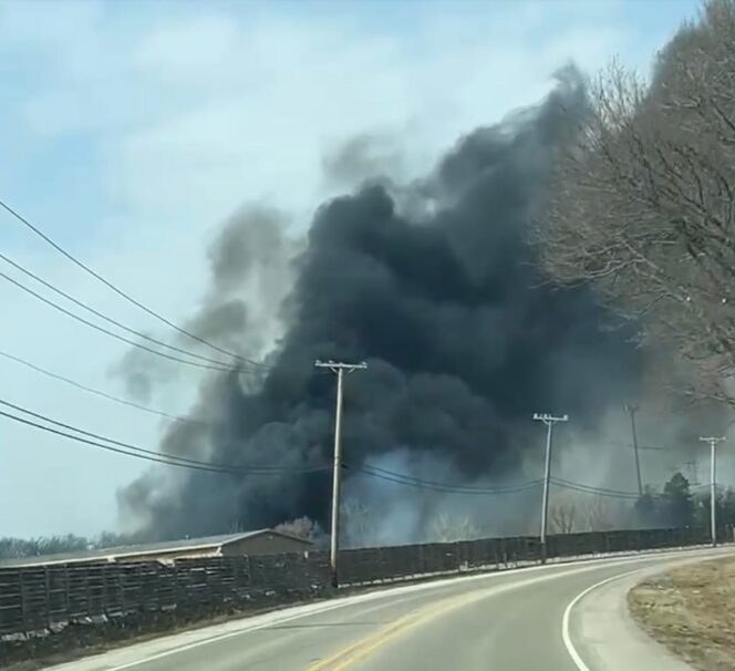 Holiday Hills brush fire 1